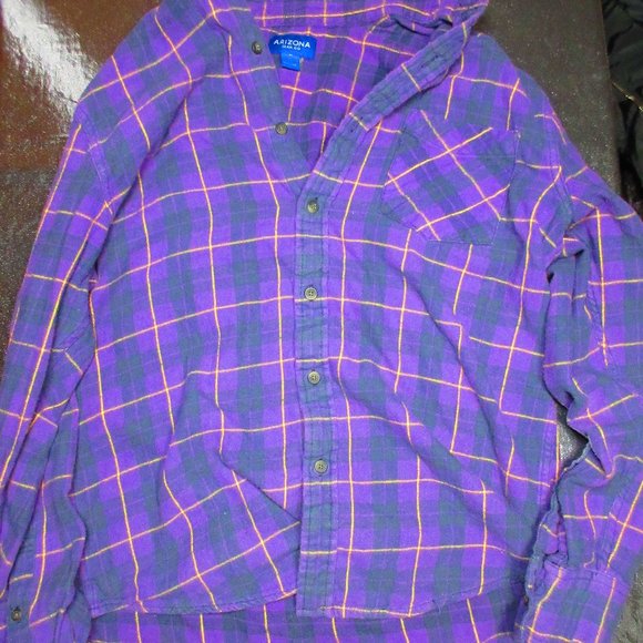 Arizona Purple Plaid Mens Long Sleeve Tshirt Size MEDIUM - Picture 1 of 6